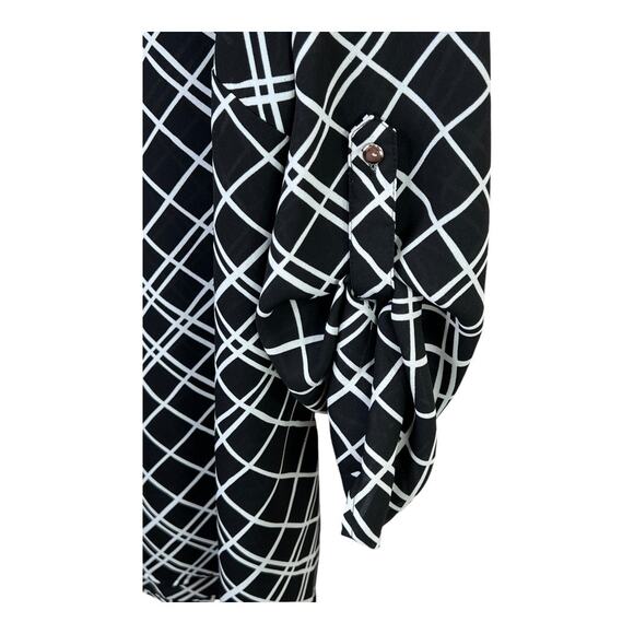 Dressbarn Black & White Print Pullover Top Roll Tab Sleeve Hi-Low Hem Size 2X - Picture 3 of 6